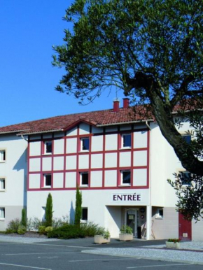 Гостиница Inter-Hotel Les Bruyères  Кастетс